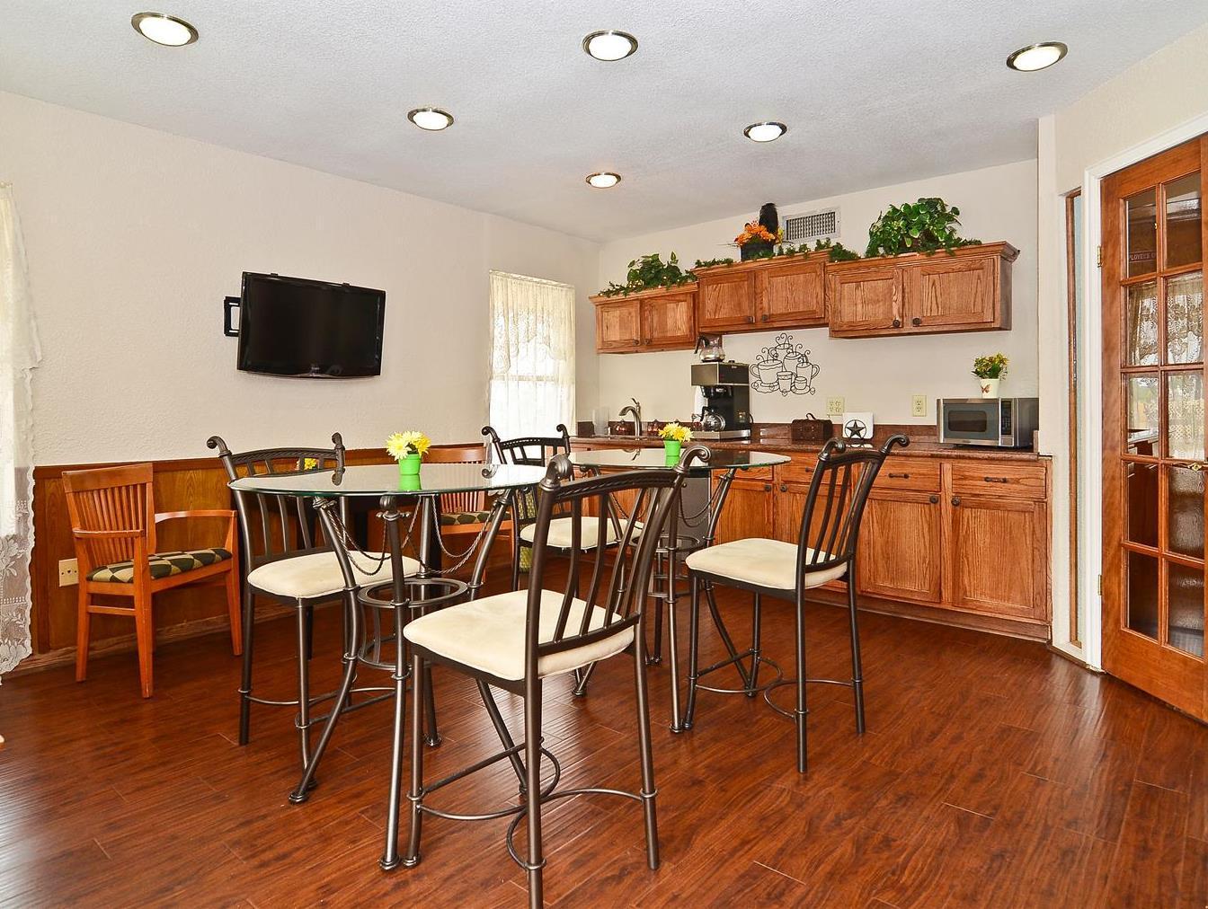 Americas Best Value Inn Refugio Luaran gambar